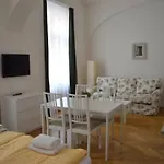 Apartman Leo Old Town *